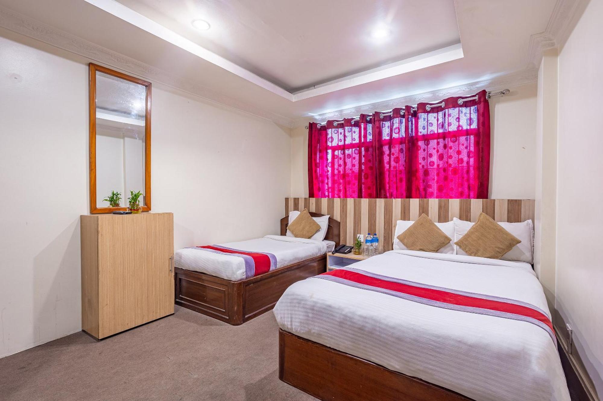 Oyo 821 Hotel Gauri كاتماندو المظهر الخارجي الصورة